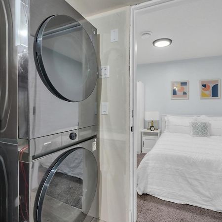 You Will Love This 2Br Guest Suite In Se Calgary Luaran gambar