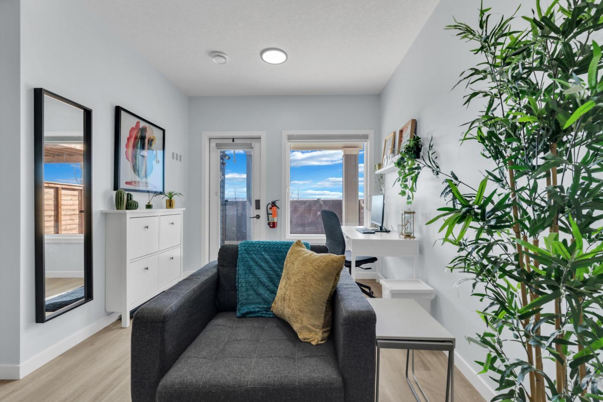 You Will Love This 2Br Guest Suite In Se Calgary Luaran gambar